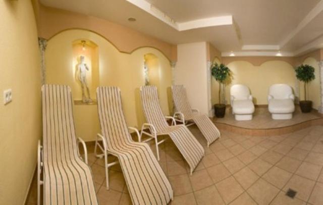 אישגל Hotel Persura מראה חיצוני תמונה