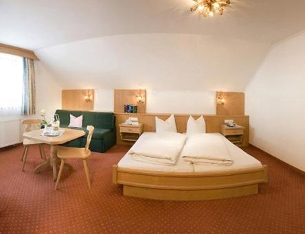אישגל Hotel Persura מראה חיצוני תמונה